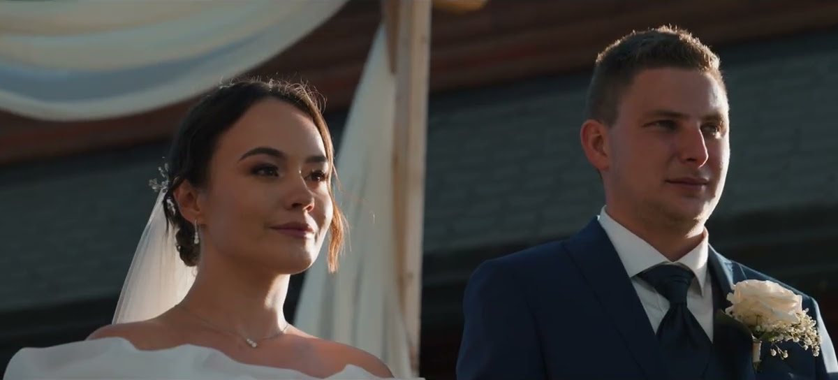 Kader iz poročnega filma Veronika in Blaž — Poročni film